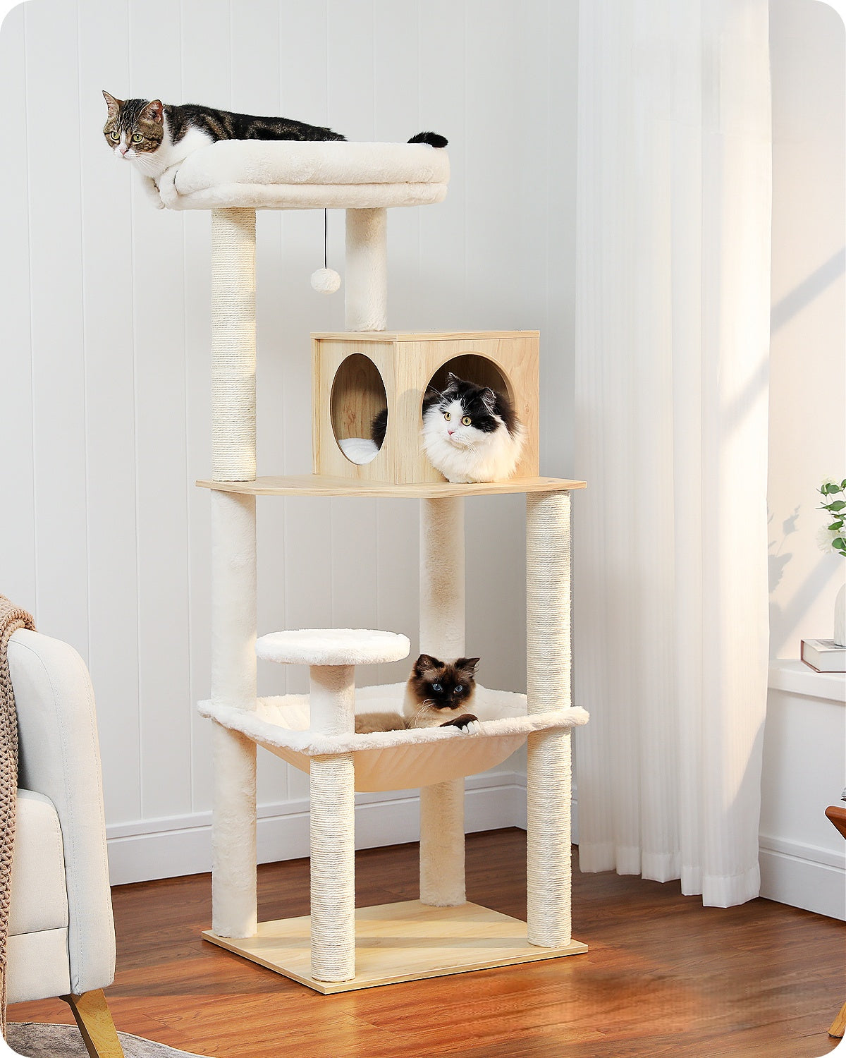 Katzenkratzbaum 143 cm mit Hängematte und Höhle, Beige